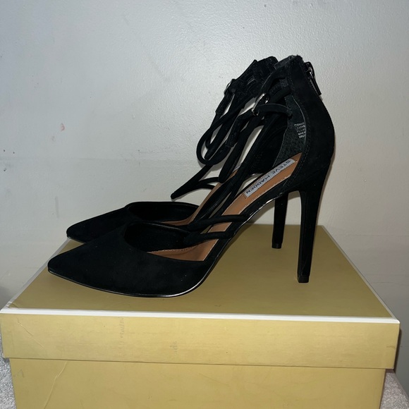 Black Steve Madden Suede Heels size 9.5 NWB - Picture 4 of 8